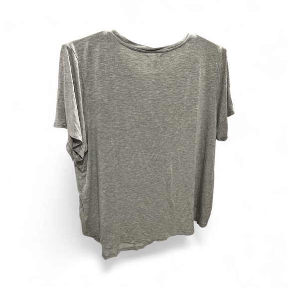 Maurices Heather Gray Tee - Picture 5 of 5